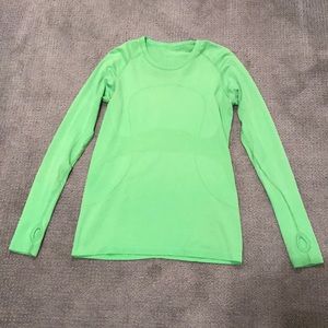 Lulu lemon swiftly tech tee